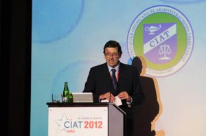 d26clausura062